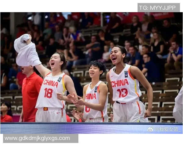 U19中国女篮迎战西班牙女篮全力争胜展现青春风采